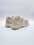 New Balance U2002RB beige Shipyard met incense en timberwolf